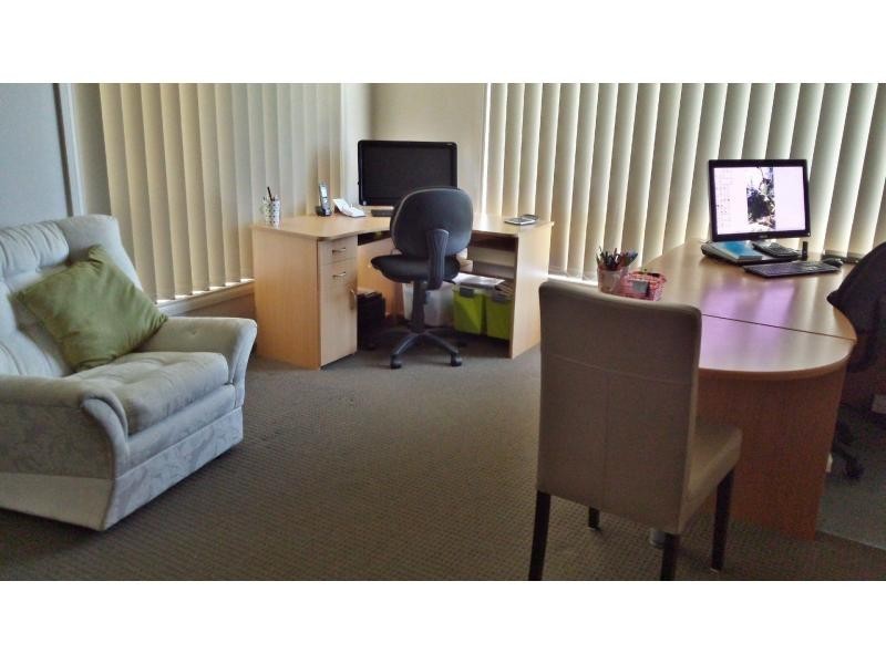 6 Rocky Street, Cranbourne East VIC 3977