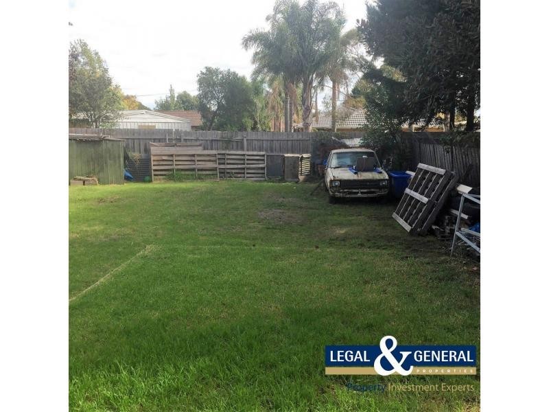 43 Bourke Road, Cranbourne VIC 3977