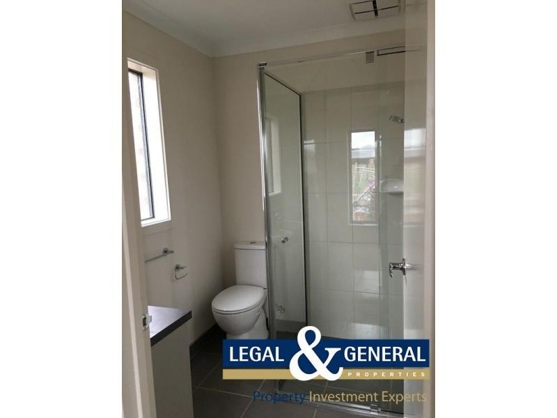 20 Manoora Avenue, Clyde North VIC 3978