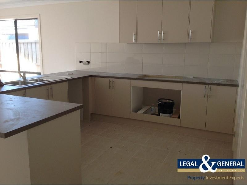 22 Viewgrand Drive, Pakenham VIC 3810