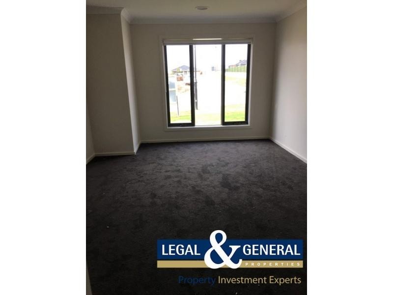 5 Bella Vista Crescent, Pakenham VIC 3810