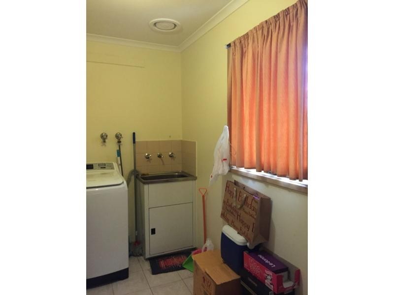 2/1 King David Court, Hampton Park VIC 3976