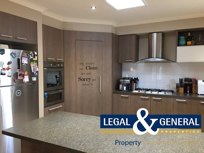 15 Flash Dan Drive, Cranbourne East VIC 3977