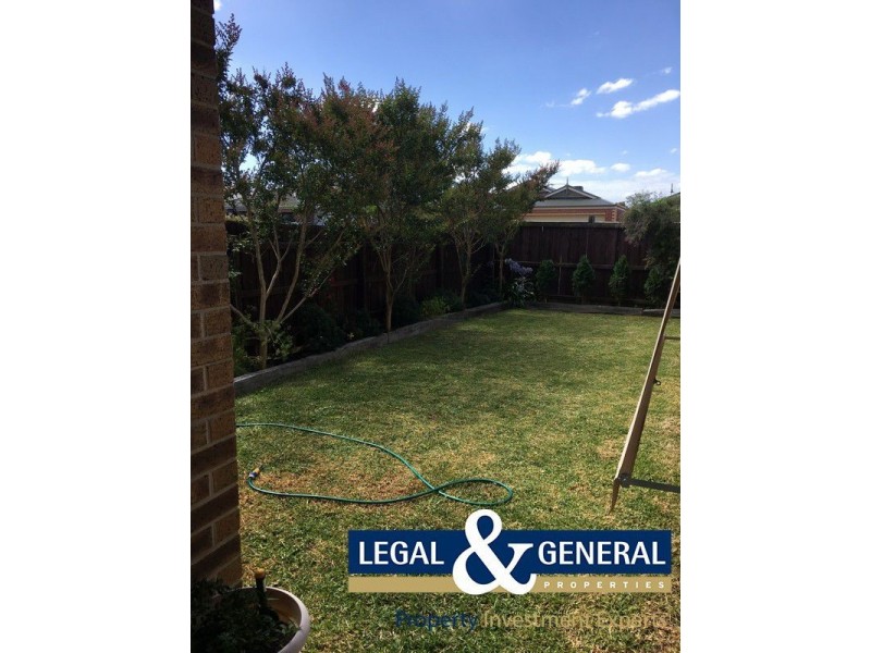 15 Flash Dan Drive, Cranbourne East VIC 3977