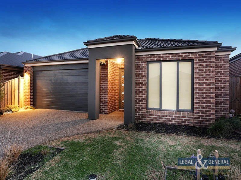 17 Campaspe Street, Clyde North VIC 3978