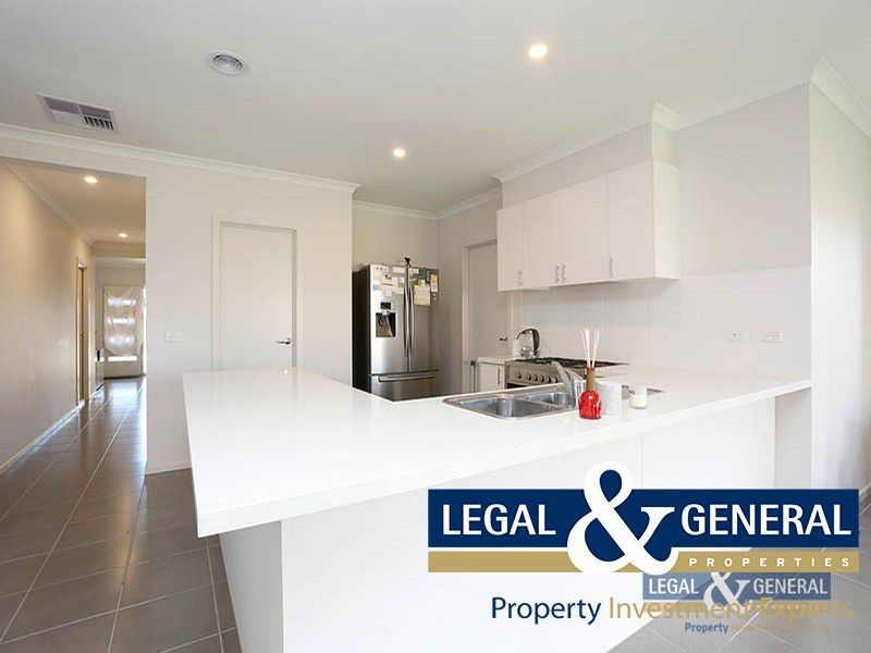 11 Simon Avenue, Officer VIC 3809