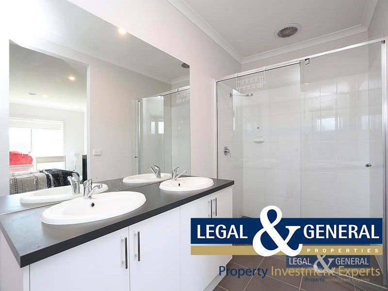 11 Simon Avenue, Officer VIC 3809