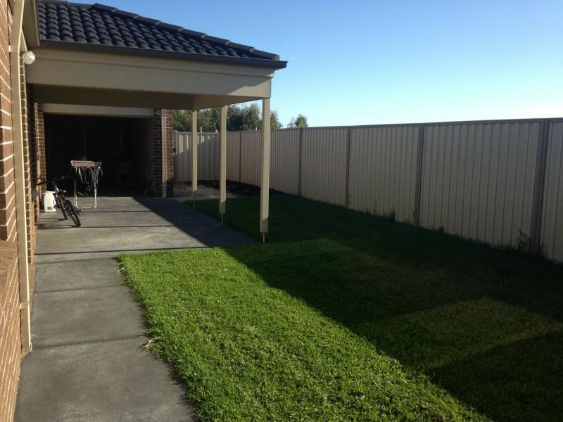 Pakenham VIC 3810