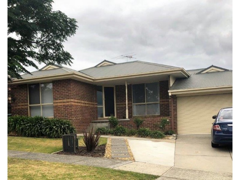 37 Jarryd Cres, Berwick VIC 3806