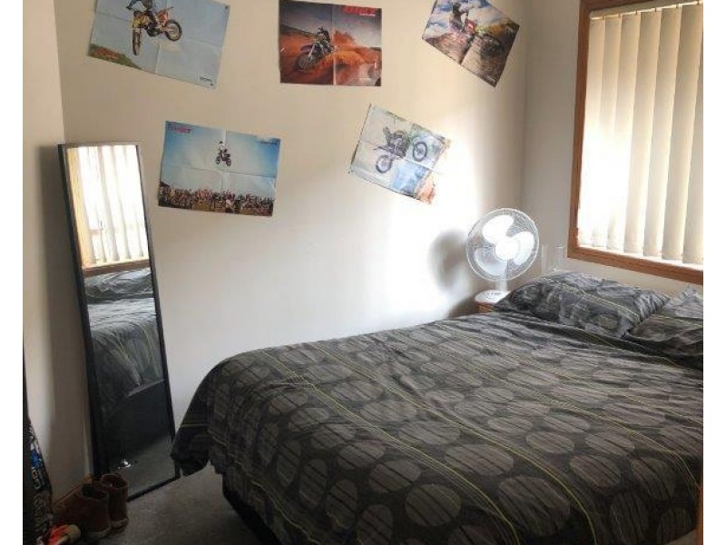 37 Jarryd Cres, Berwick VIC 3806