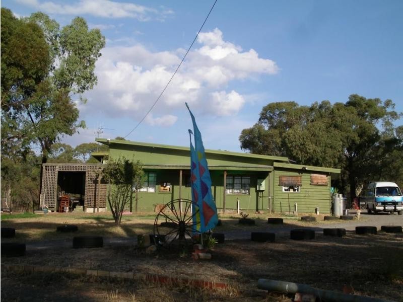 33 Christie Street, Myers Flat VIC 3556