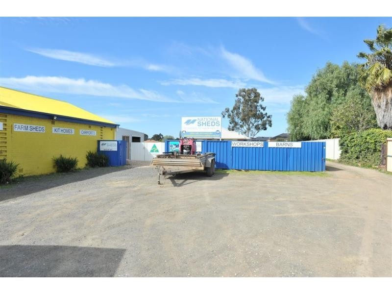 228 Midland Highway, Epsom VIC 3551