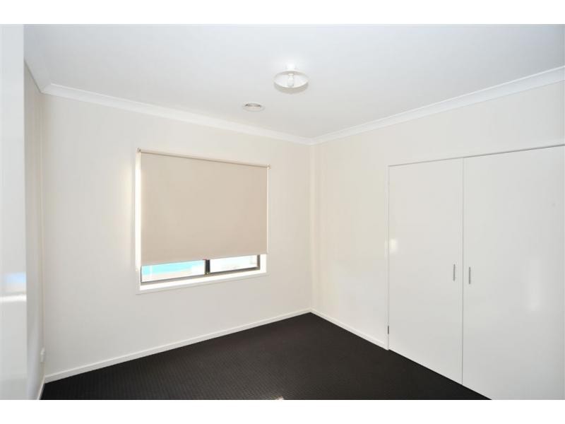 18 Perry Lane, Epsom VIC 3551