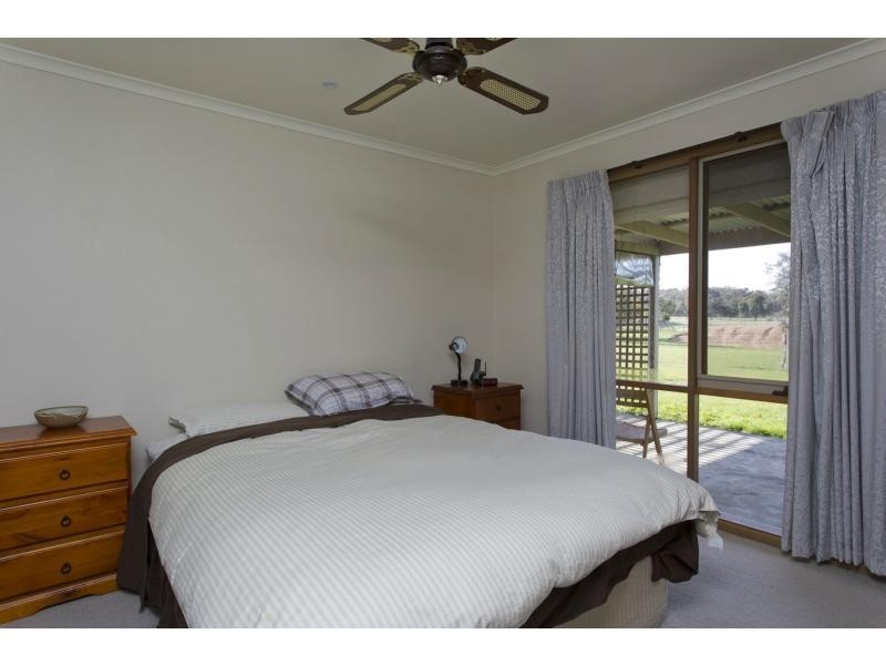 349 Waanyarra Road, Dunolly VIC 3472