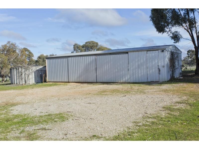 349 Waanyarra Road, Dunolly VIC 3472