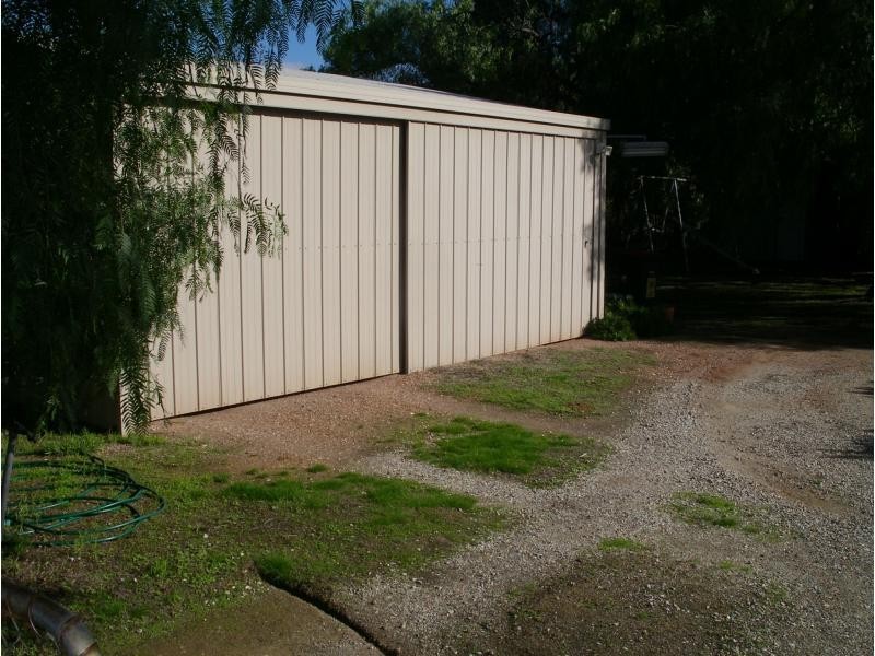 28 Giffard Street, Newbridge VIC 3551