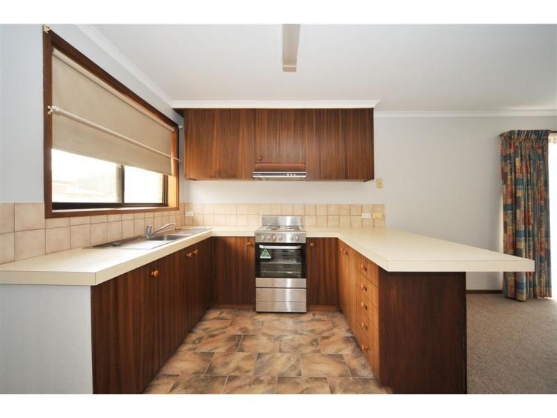 2/371 Napier Street, White Hills VIC 3550