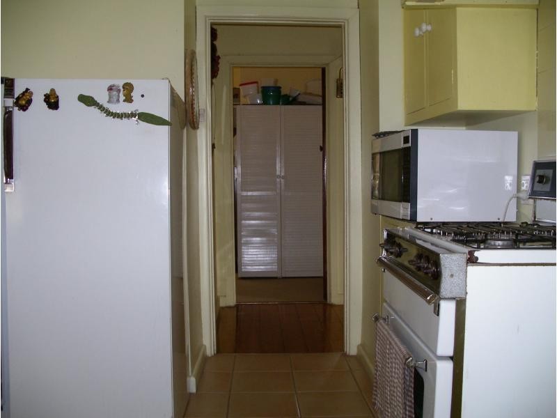 323 High Street, Kangaroo Flat VIC 3555