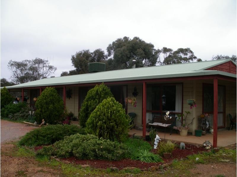 163 Richmond Plains Road, Wedderburn VIC 3518