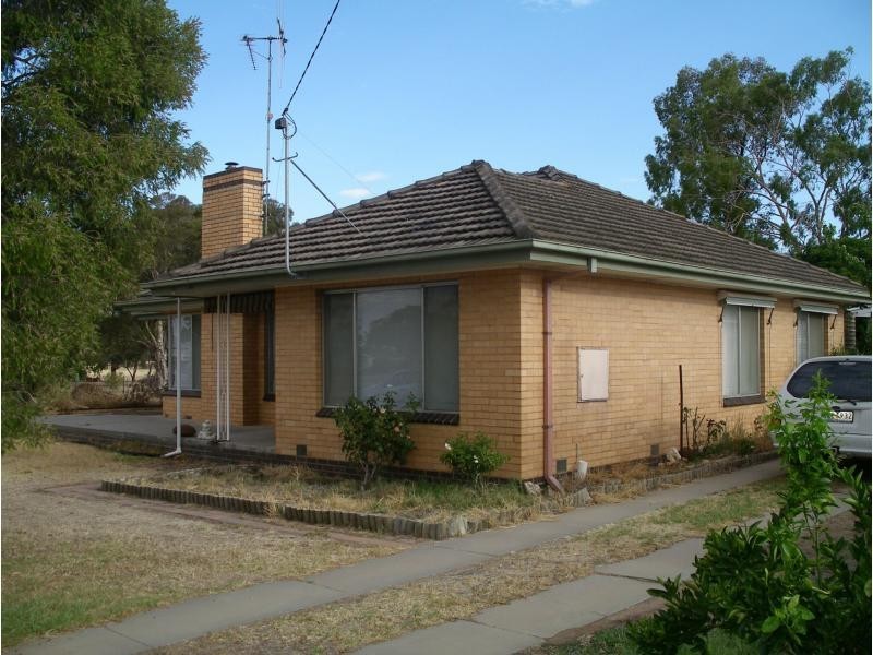 22 Vernon Street, Korong Vale VIC 3520