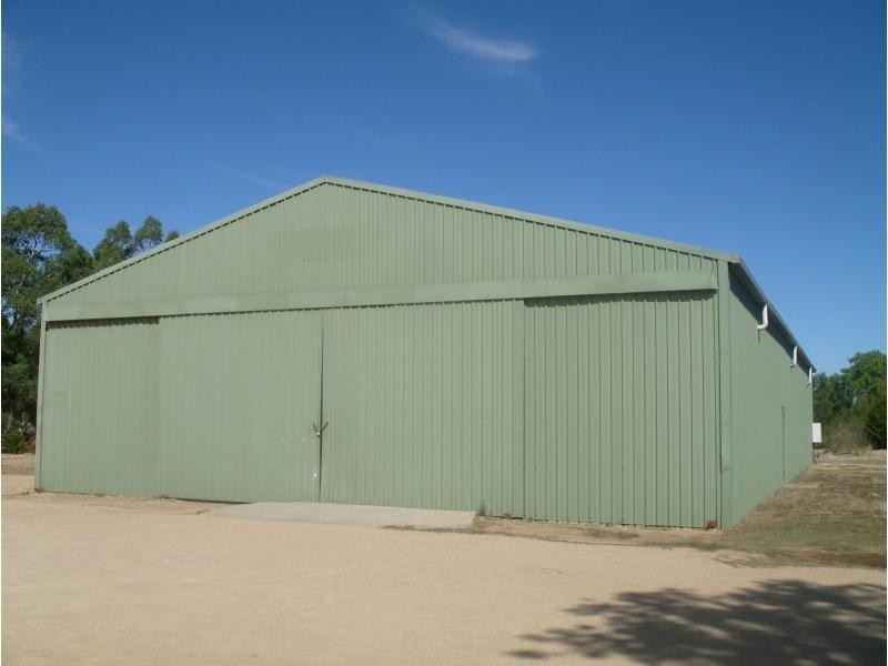 135 High Street, Wedderburn VIC 3518