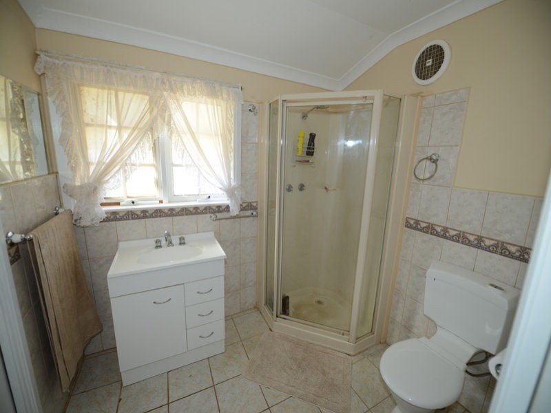 6 View Street, Charlton VIC 3525