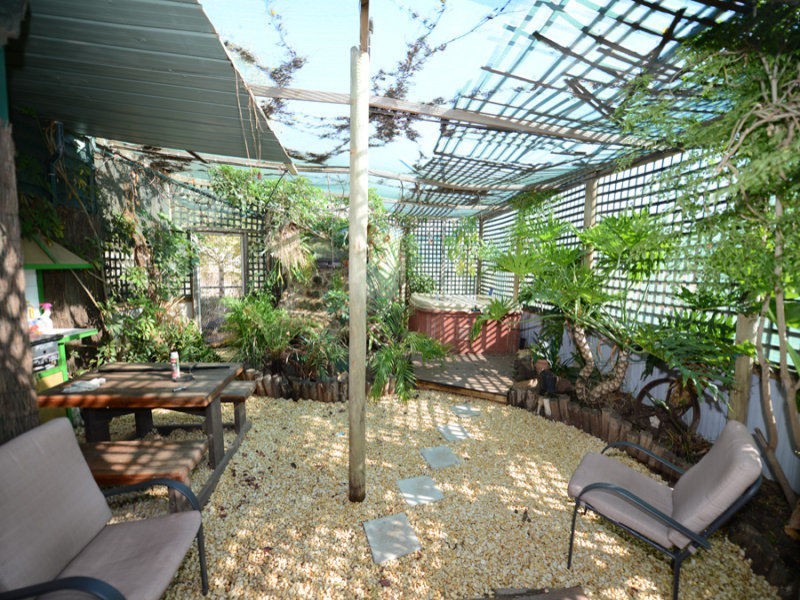 6 View Street, Charlton VIC 3525