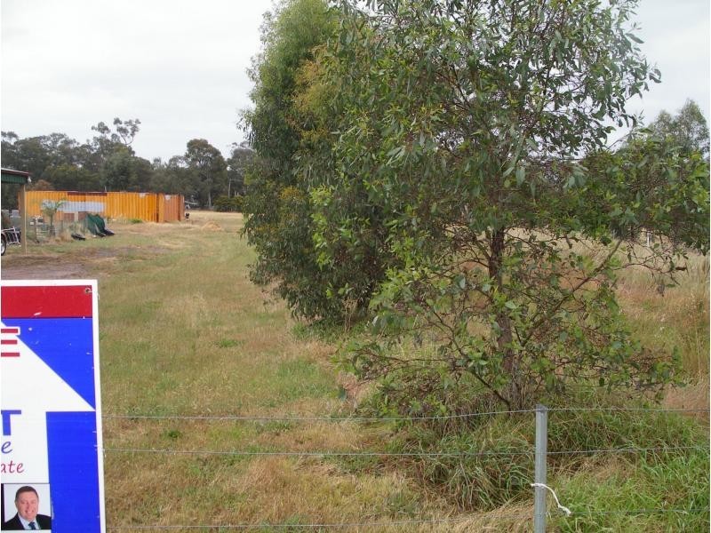 6 Hakea Road, Huntly VIC 3551