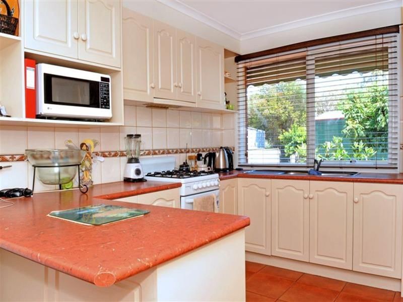 23 Arblaster Street, California Gully VIC 3556