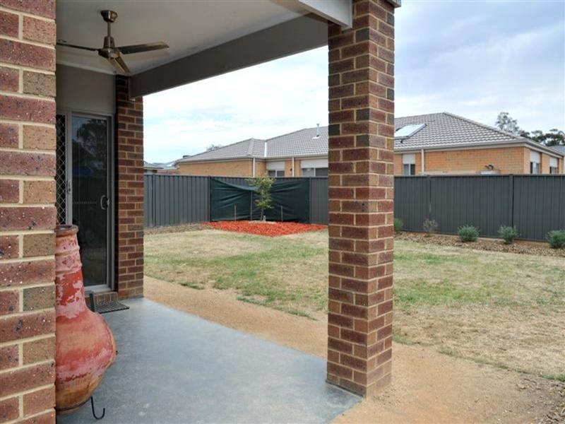 201 Jobs Gully Road, Eaglehawk VIC 3556