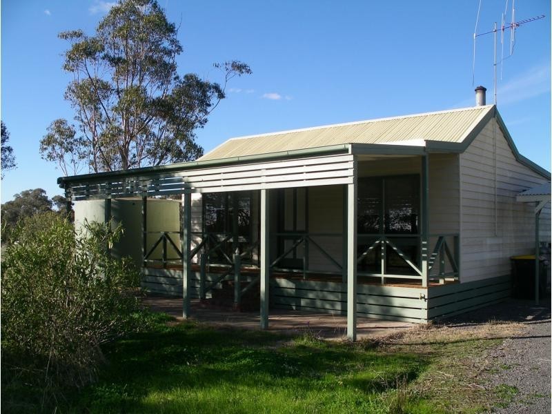 50 Faraday Street, Neilborough VIC 3570