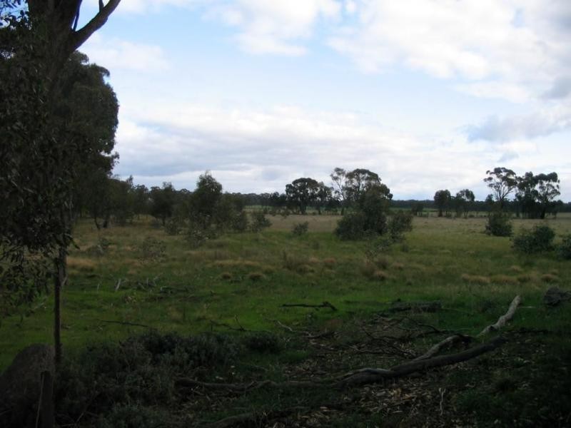 22 Triangle/Diagonal Road, Newbridge VIC 3551