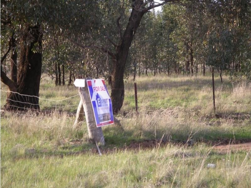 22 Triangle/Diagonal Road, Newbridge VIC 3551