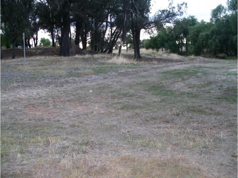 6A Myer Place, California Gully VIC 3556