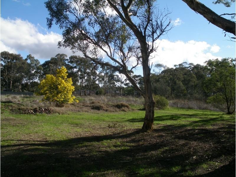 178a Off Symbester Court, Eaglehawk VIC 3556