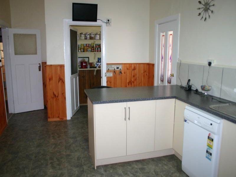 63 Hannon Street, Sea Lake VIC 3533