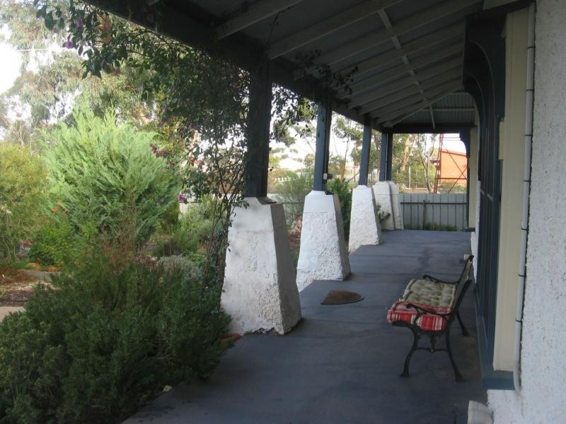 63 Hannon Street, Sea Lake VIC 3533