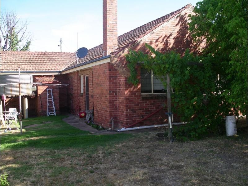10 Kerr Street, Wedderburn VIC 3518