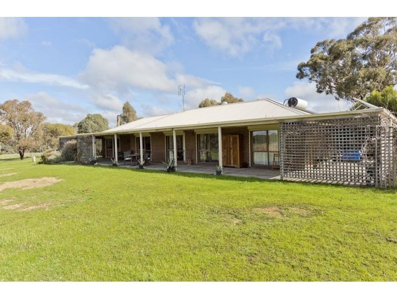 349 Waanyarra Road, Dunolly VIC 3472