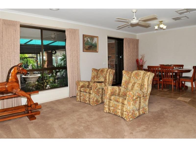 32 Averys Road, Eaglehawk VIC 3556