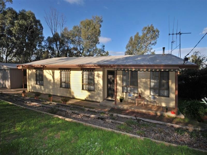 6 Davidson Street, Eaglehawk VIC 3556