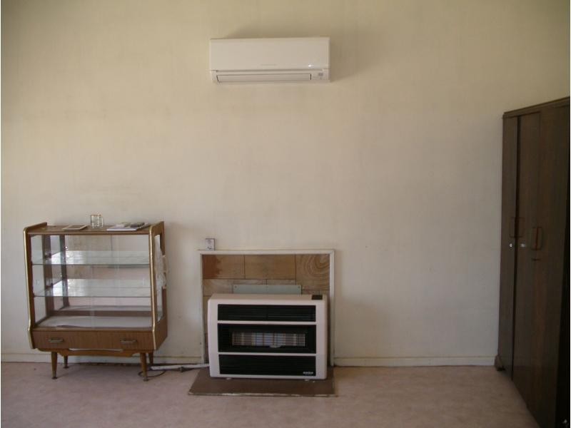 2 Racecourse Road, Wedderburn VIC 3518