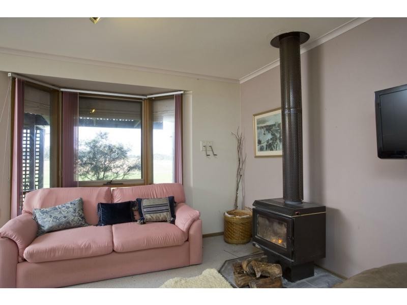 349 Waanyarra Road, Dunolly VIC 3472