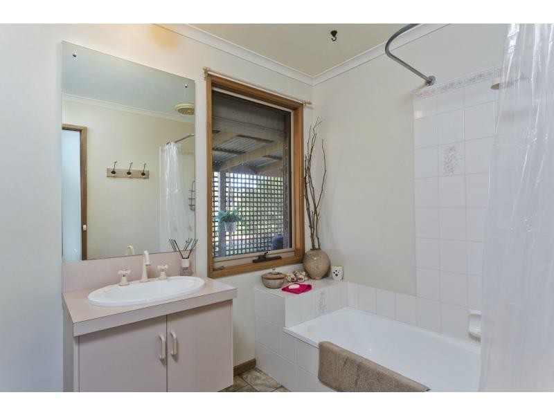 349 Waanyarra Road, Dunolly VIC 3472