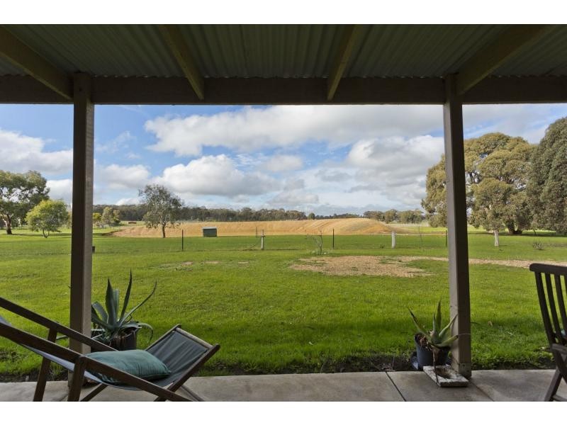349 Waanyarra Road, Dunolly VIC 3472