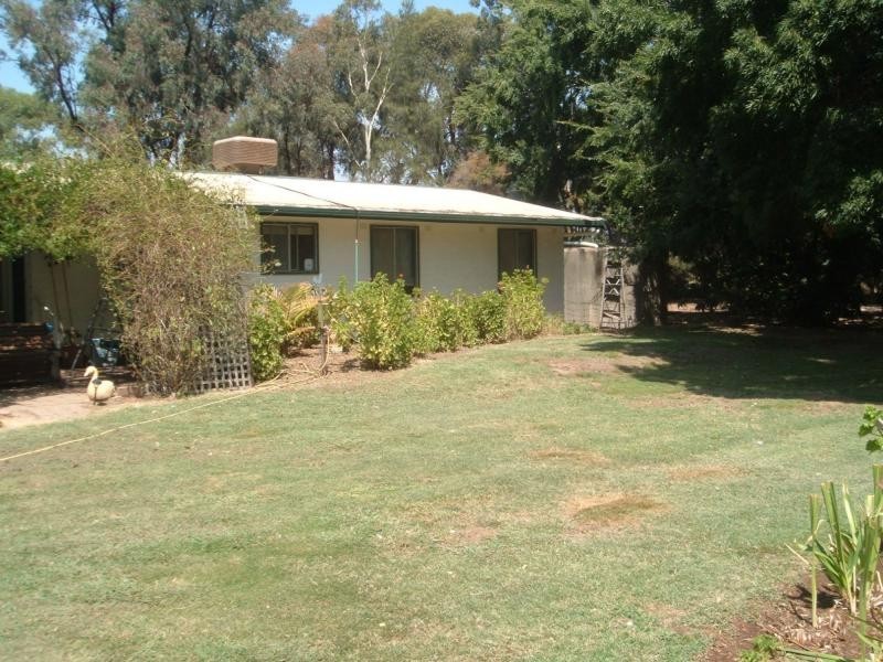 1 Vinnecombes Road, Calivil VIC 3573