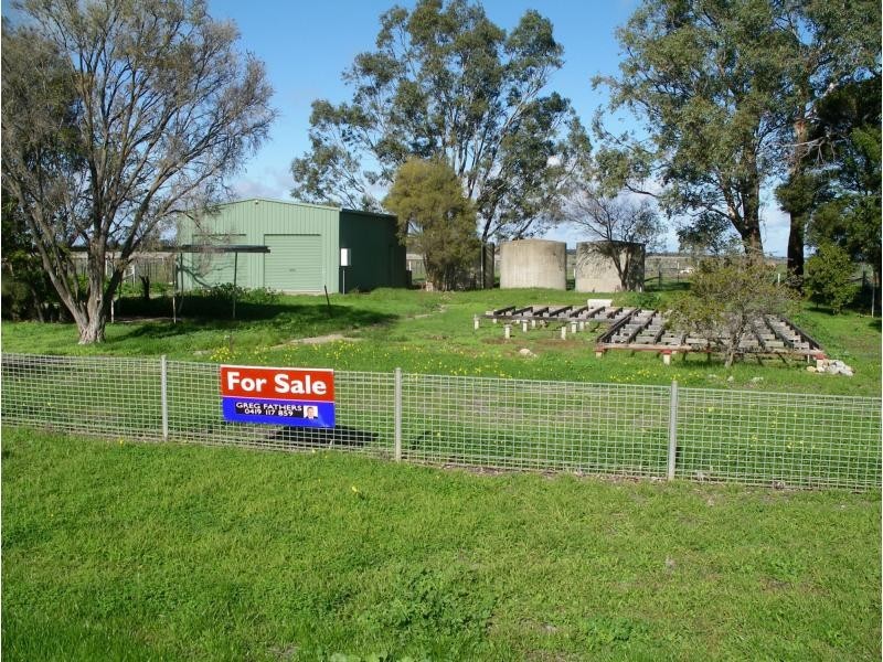 1229 Appin South Road, Kerang VIC 3579
