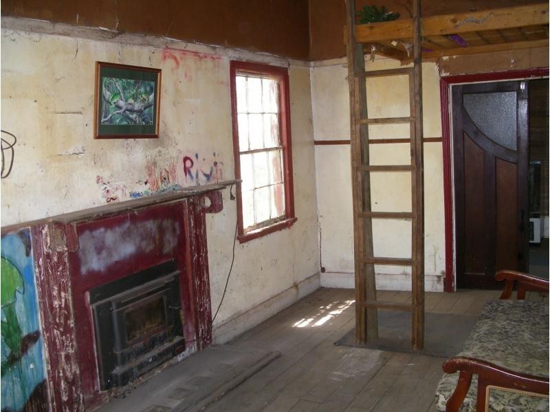 88 High Street, Wedderburn VIC 3518