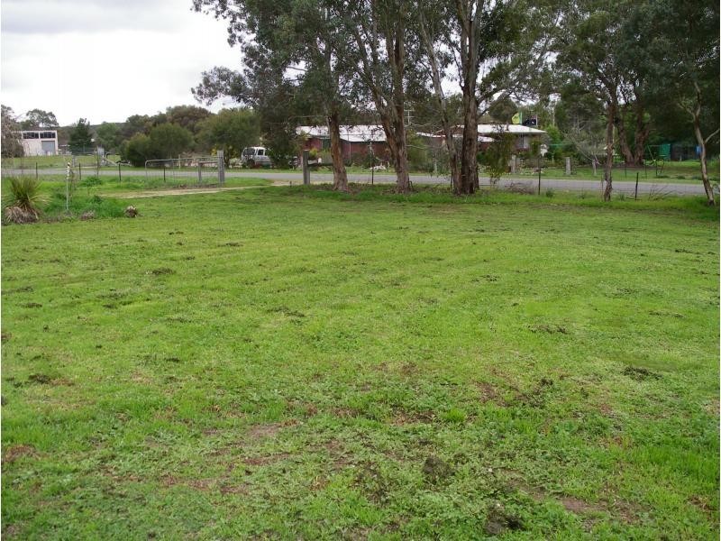 6 Ridge Street, Wedderburn VIC 3518