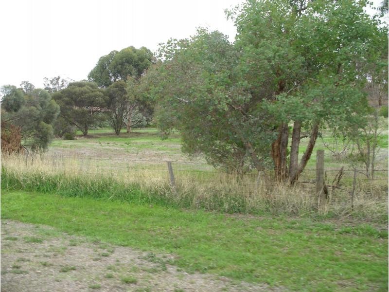 6 Ridge Street, Wedderburn VIC 3518